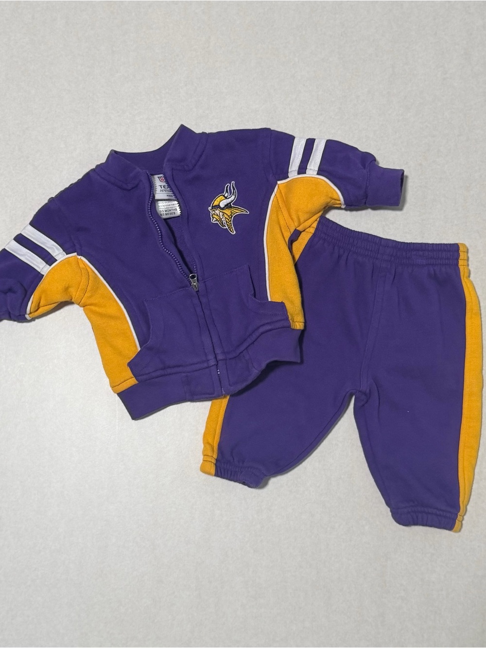 Minnesota Vikings NFL Baby Tracksuit Zip-up Jacket & Jogger Set 0-3 Months NWOT
